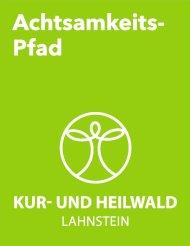 Wegmarkierung Achtsamkeit im Wald Grüne Hinweistafel mit der weißen Aufschrift „Achtsamkeits-Pfad“. In der Mitte befindet sich ein stilisiertes weißes Symbol einer Person mit ausgebreiteten Armen innerhalb eines Kreises. Am unteren Rand steht „Kur- und Heilwald Lahnstein“.