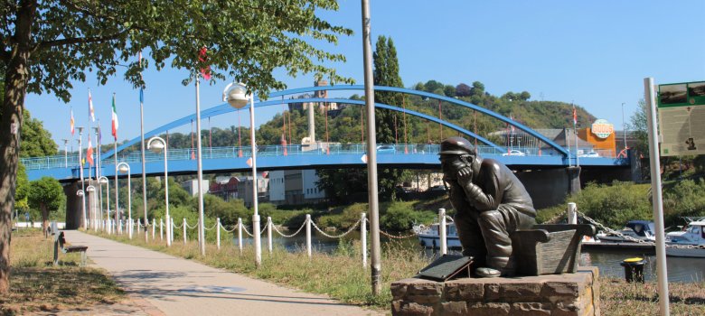 Zu sehen ist der Baareschesser und die Rudi Geil Brücke im Hintergrund 