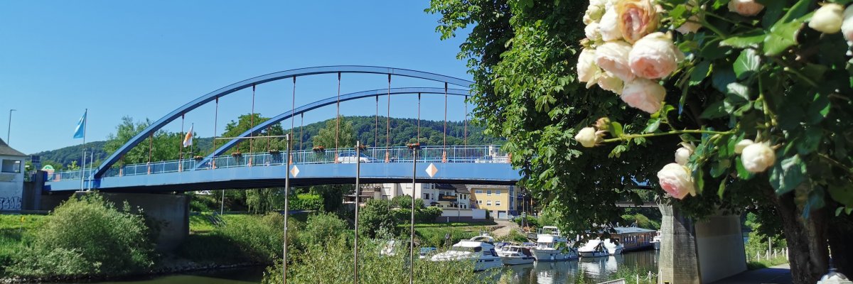 Rudi-Geil-Brücke Blick aus Niederlahnstein auf die Rudi-Geil- Brücke